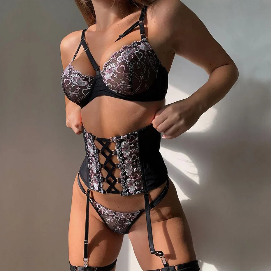 Velvet Embroidered Allure Set - Image 3
